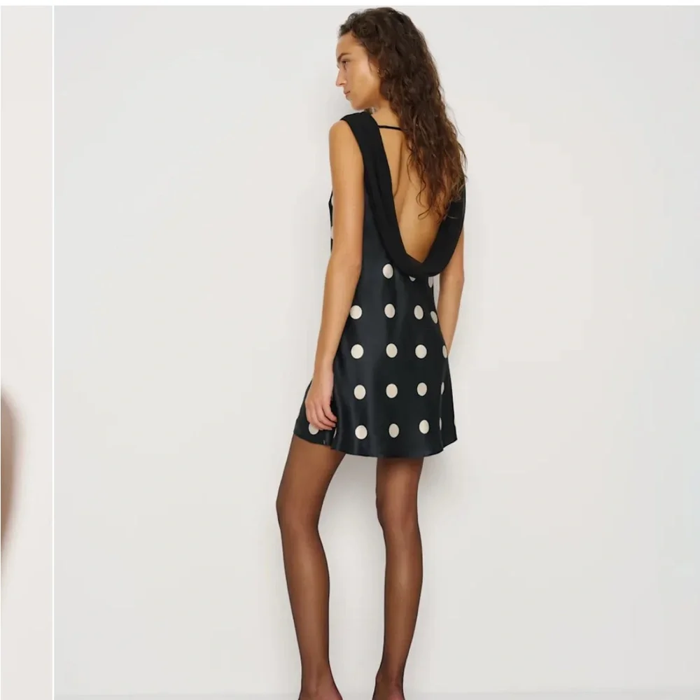 NWT Reformation Black and White Polka dot Jonelle Silk Dress size M - Picture 2 of 4